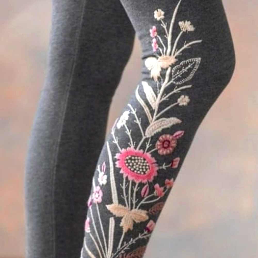 Johnny Was NWOT Gray Rose Leggings with Floral Embroidery XS Anthro Sund…